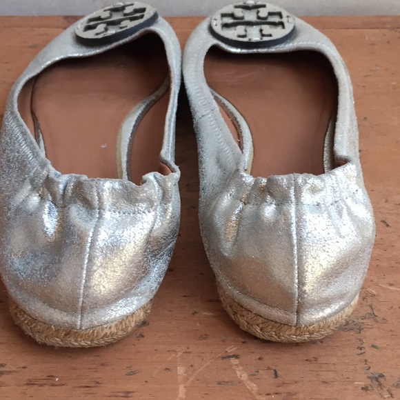 Tory Burch Silver Reva Espadrilles Size 7 READ - Picture 5 of 8